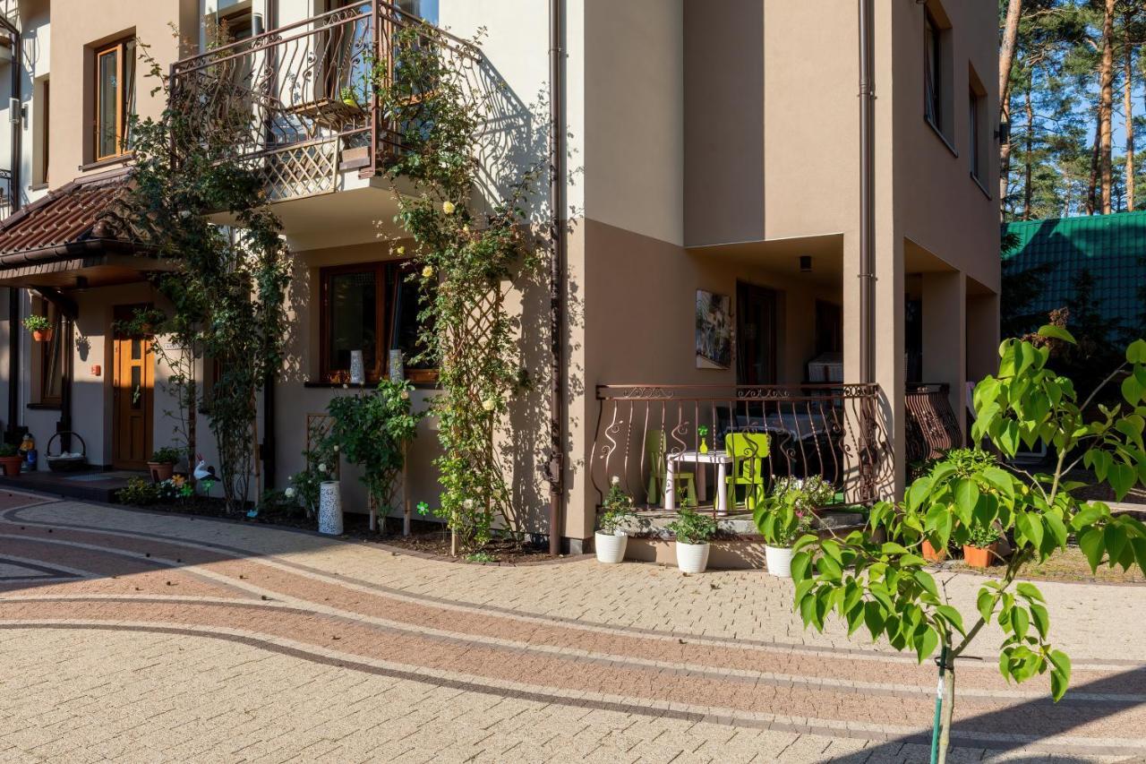 Veranda Domy I Apartament Поберово Екстериор снимка
